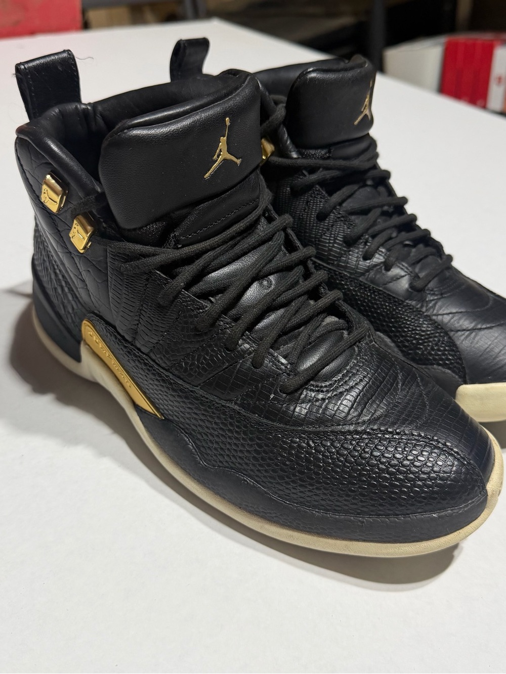 Women’s Air Jordan 12 Retro “Reptile” size 8.5